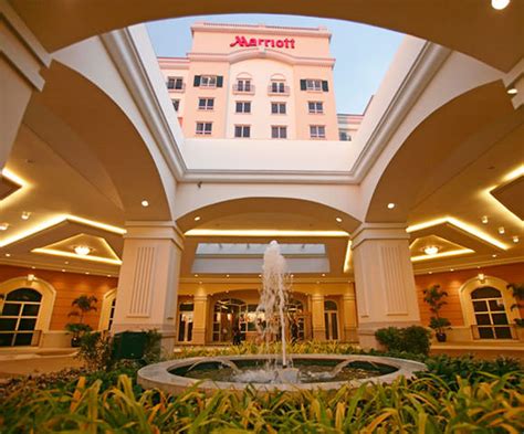 resorts world manila hotels|Newport Hotels .